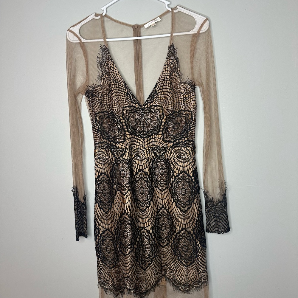 Luxxel Elegant Black Lace Overlay Dress size Medium - Picture 3 of 9